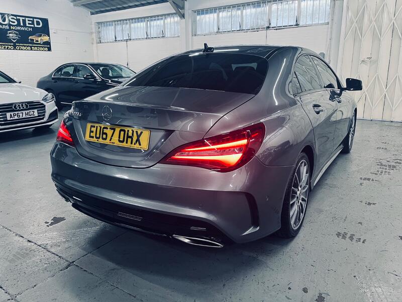 MERCEDES-BENZ CLA