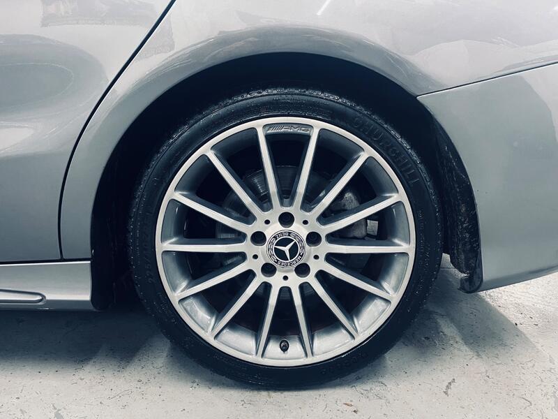 MERCEDES-BENZ CLA
