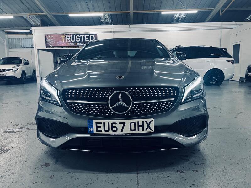 MERCEDES-BENZ CLA