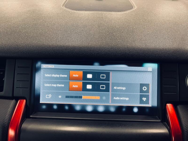LAND ROVER DISCOVERY SPORT