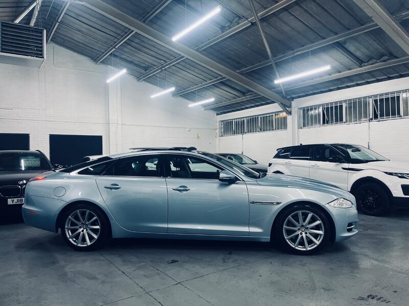 JAGUAR XJ