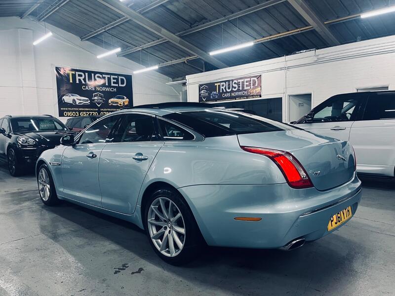 JAGUAR XJ