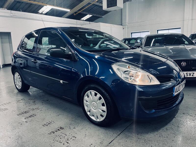 RENAULT CLIO