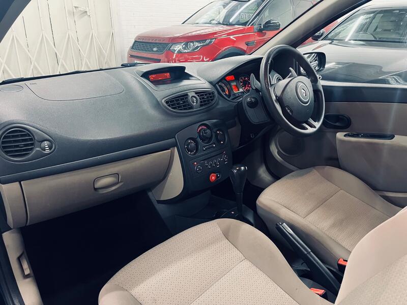 RENAULT CLIO