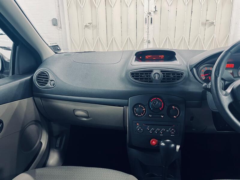 RENAULT CLIO