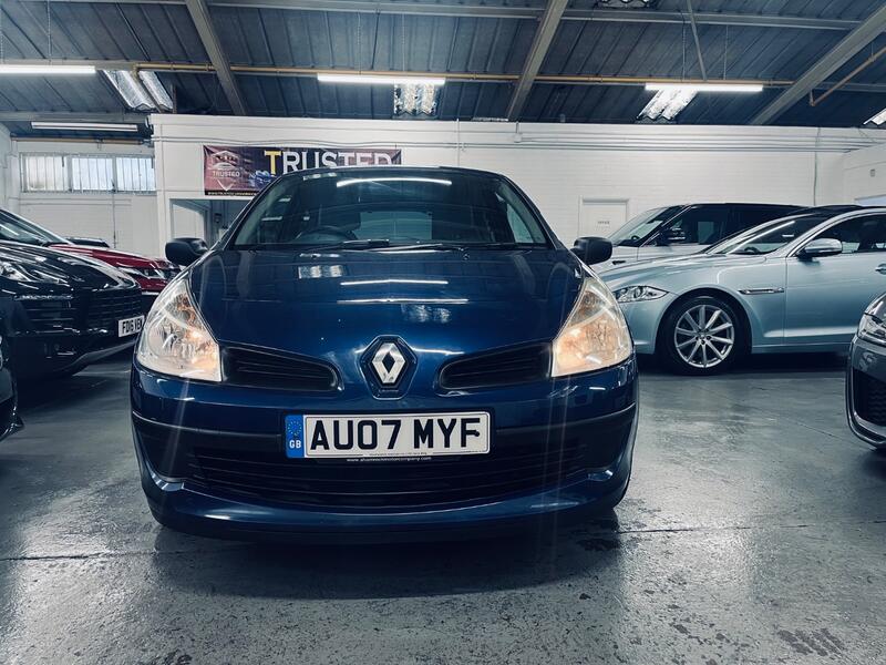 RENAULT CLIO