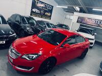 VAUXHALL INSIGNIA