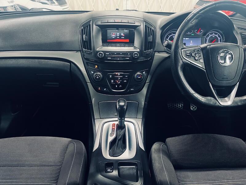 VAUXHALL INSIGNIA