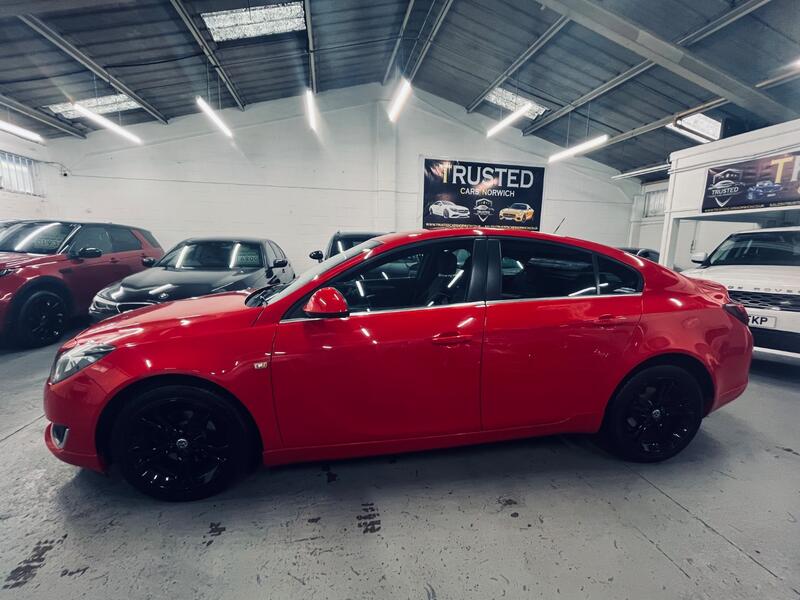 VAUXHALL INSIGNIA