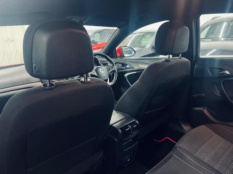 VAUXHALL INSIGNIA