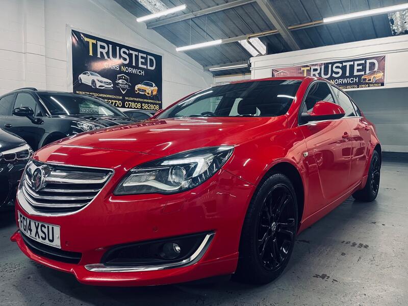VAUXHALL INSIGNIA