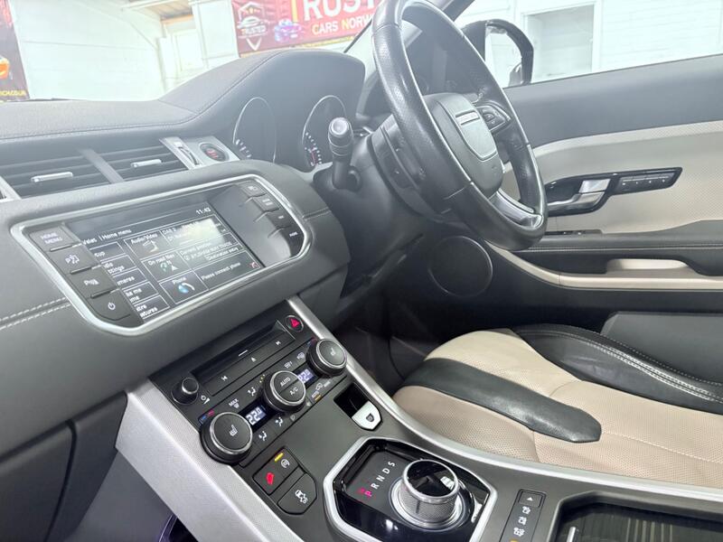 LAND ROVER RANGE ROVER EVOQUE