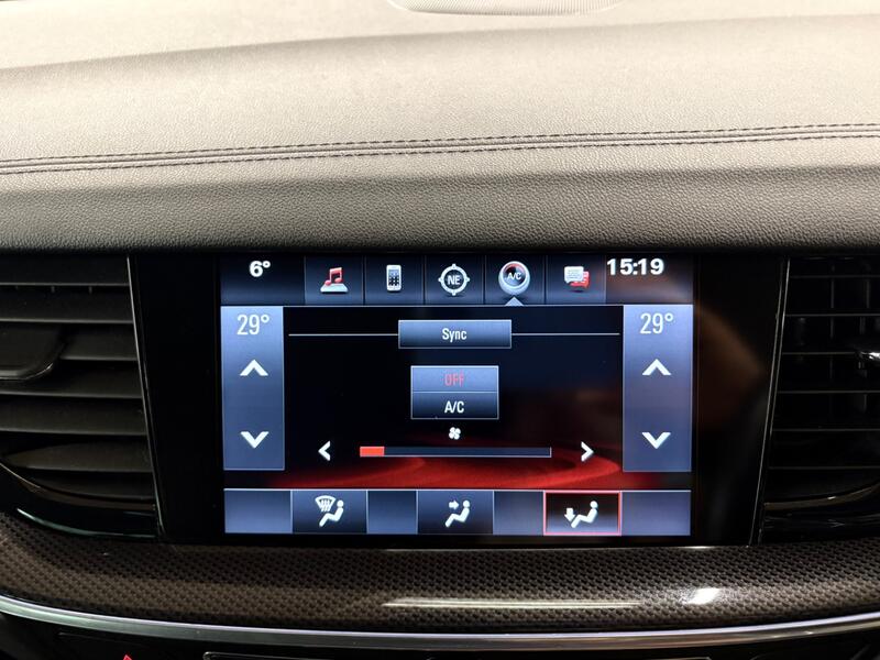 VAUXHALL INSIGNIA