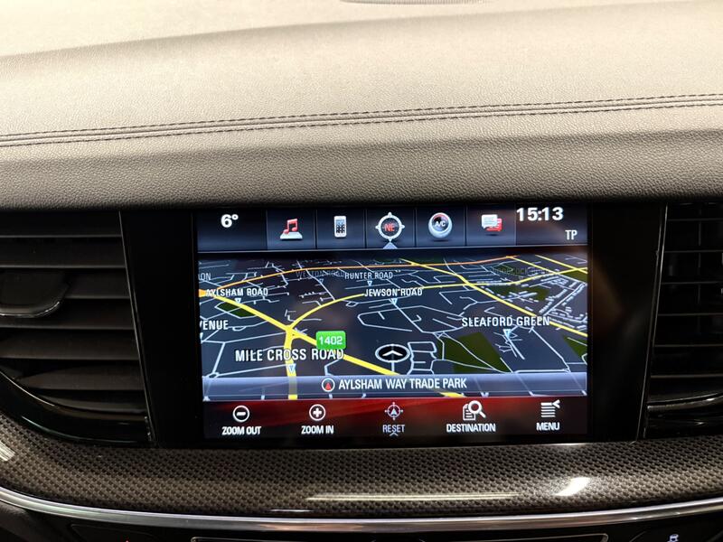 VAUXHALL INSIGNIA