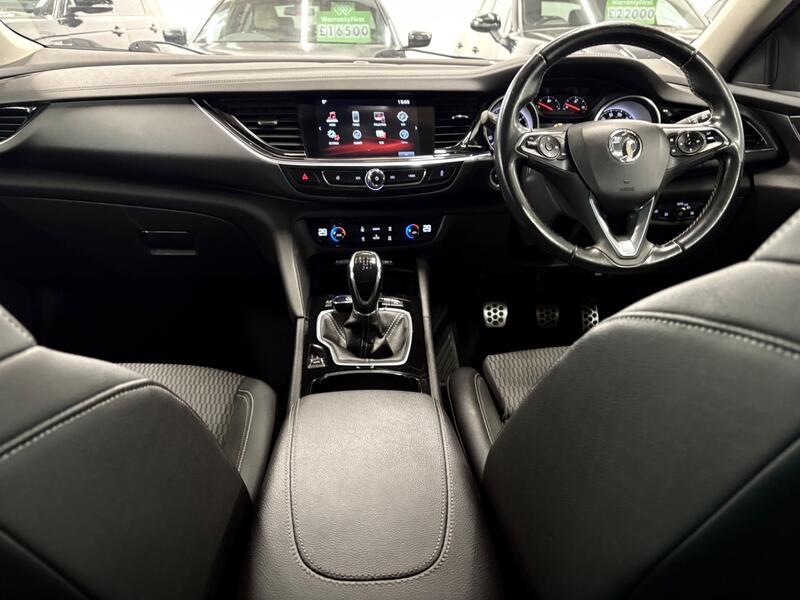 VAUXHALL INSIGNIA