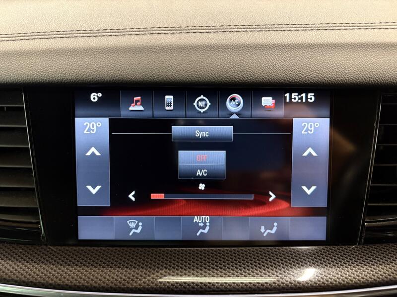VAUXHALL INSIGNIA