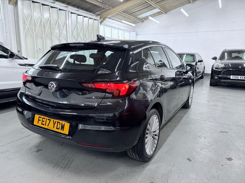 VAUXHALL ASTRA