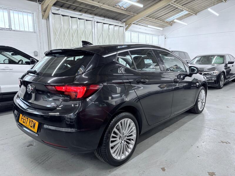 VAUXHALL ASTRA