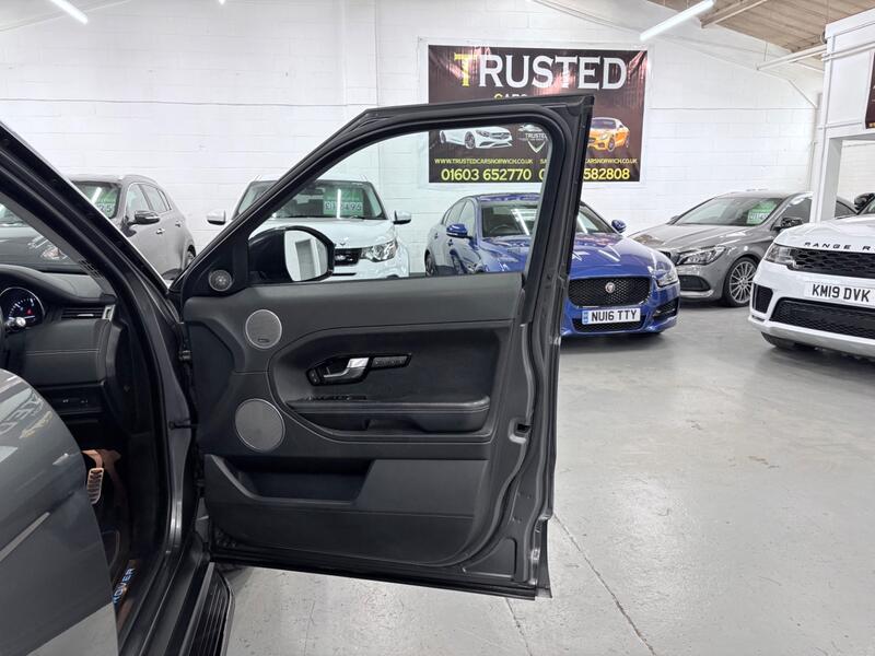 LAND ROVER RANGE ROVER EVOQUE