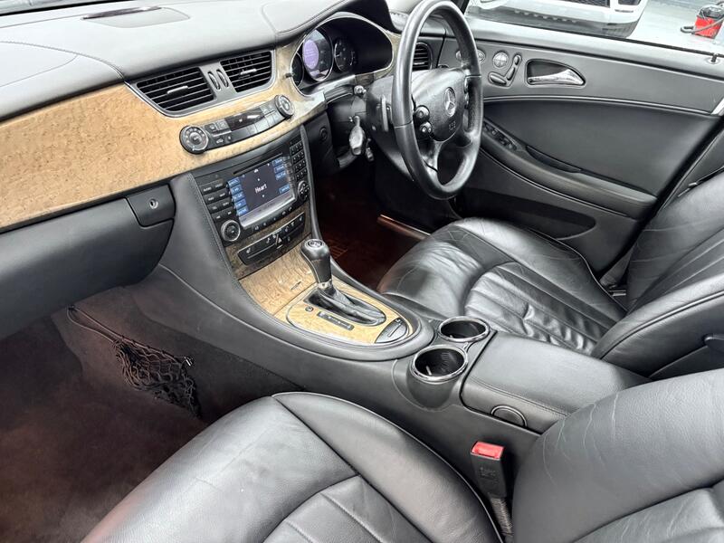 MERCEDES-BENZ CLS