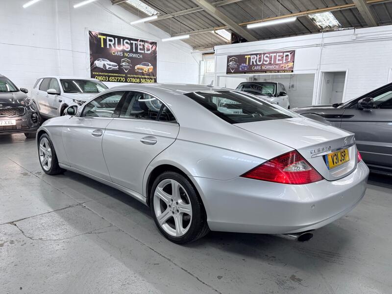 MERCEDES-BENZ CLS
