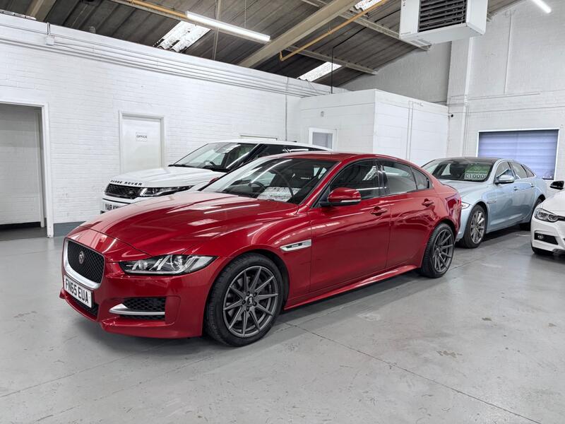 JAGUAR XE