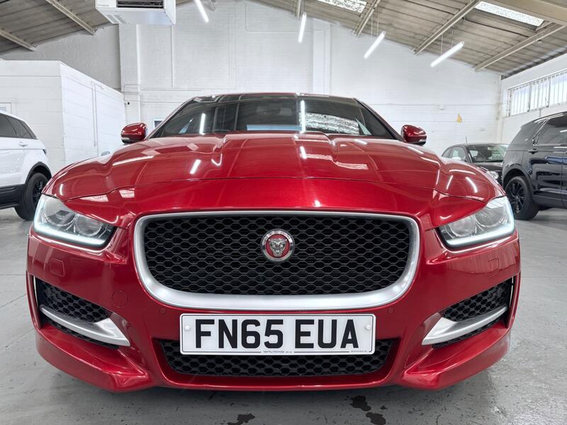 JAGUAR XE