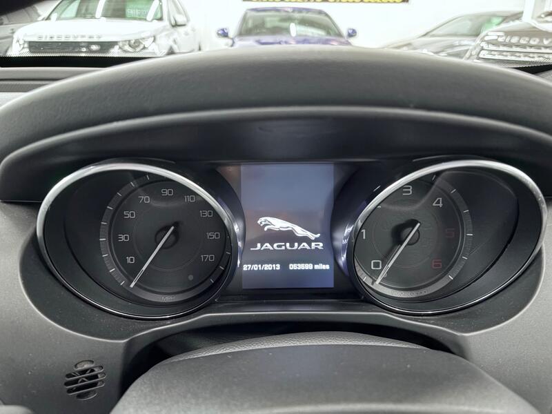 JAGUAR XE
